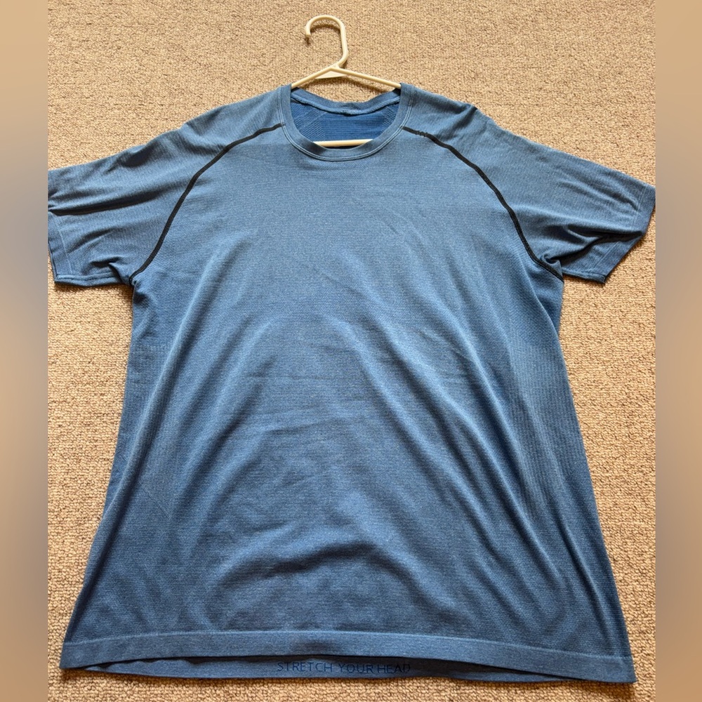 lululemon athletica Blue Short Sleeve Tee